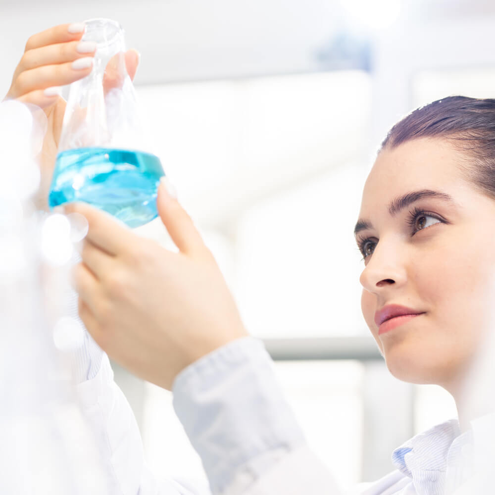 Lab Compounding CBD Global Advisors